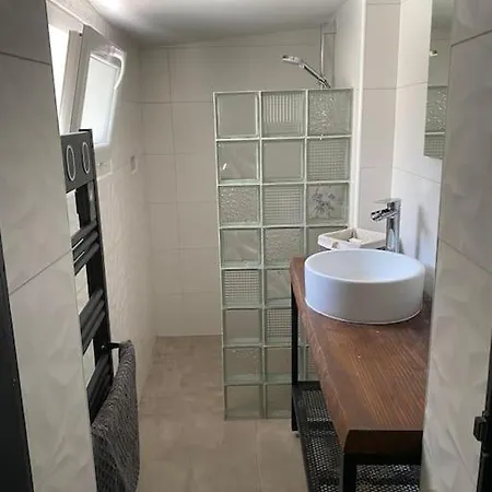 Vila Maison Moderne Avec Terrasse Tranquillite & Confort Garantie
